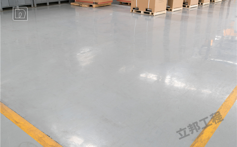 武漢銘祥汽車車間環氧自流平效果圖片.png