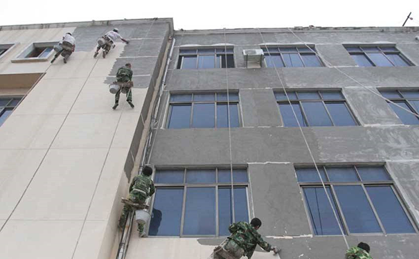 外墻墻面滲水怎么解決?(詳細處理方法)