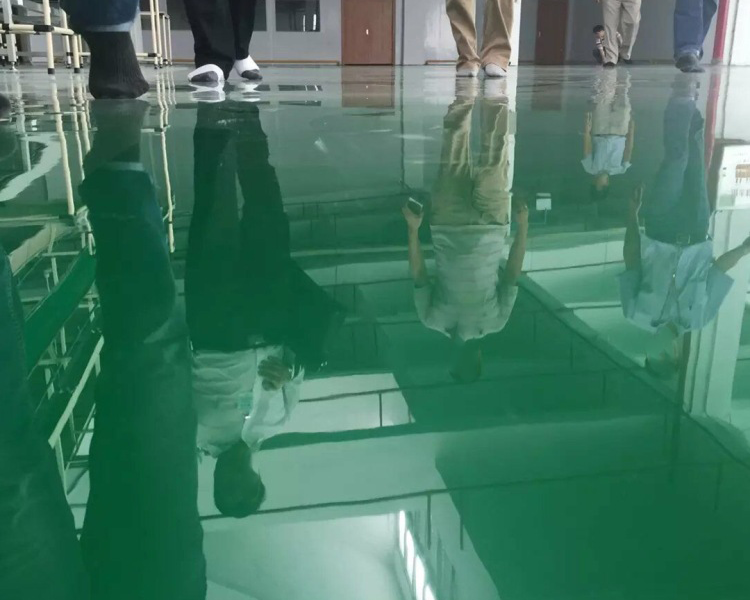環氧自流平地坪一般多厚?厚度標準是多少?